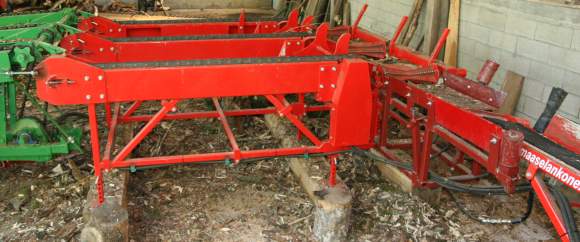 View of the second wood cutting machine when loading wood